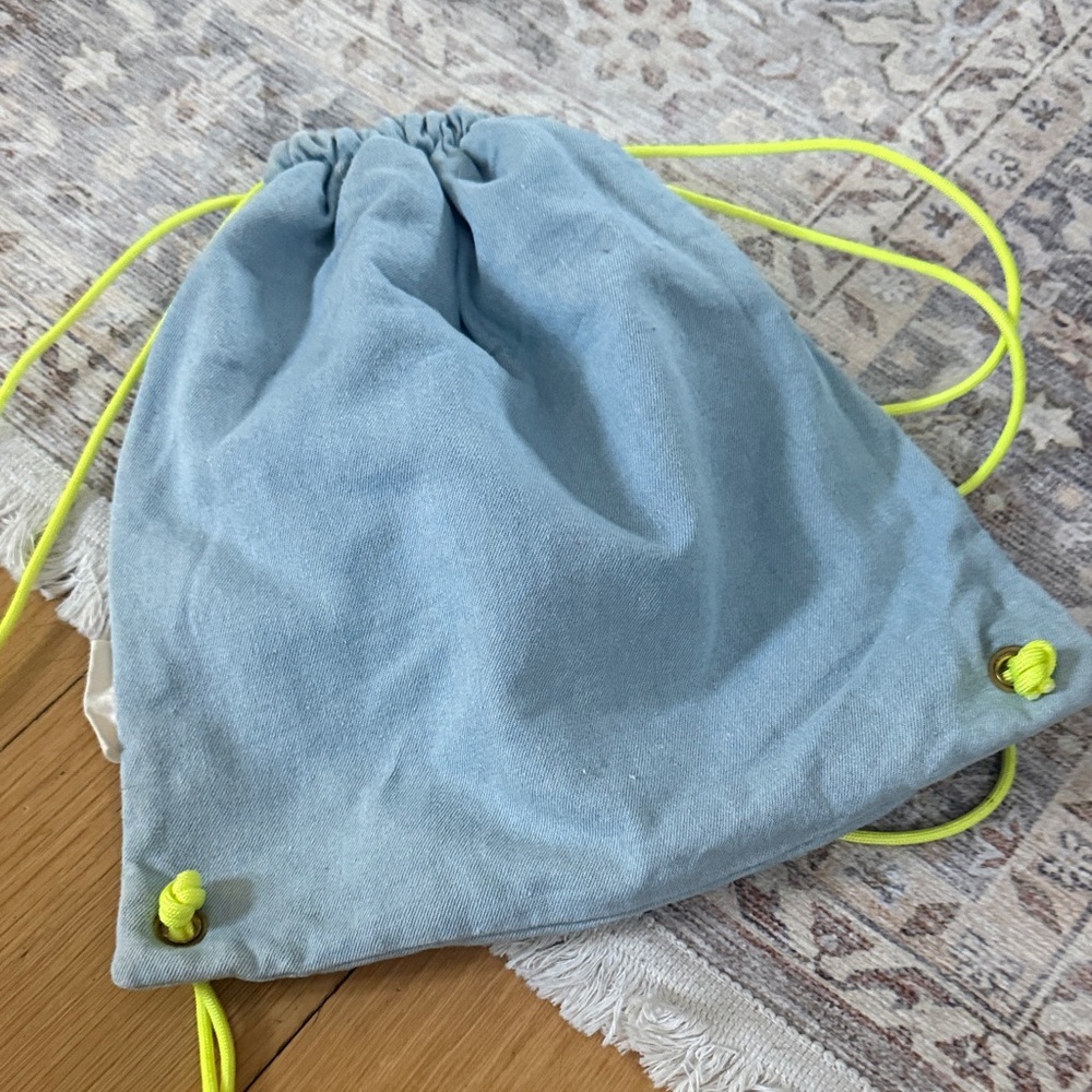 Meri Meri Blue Pom-Pom Drawstring Bag - Picture 8 of 12
